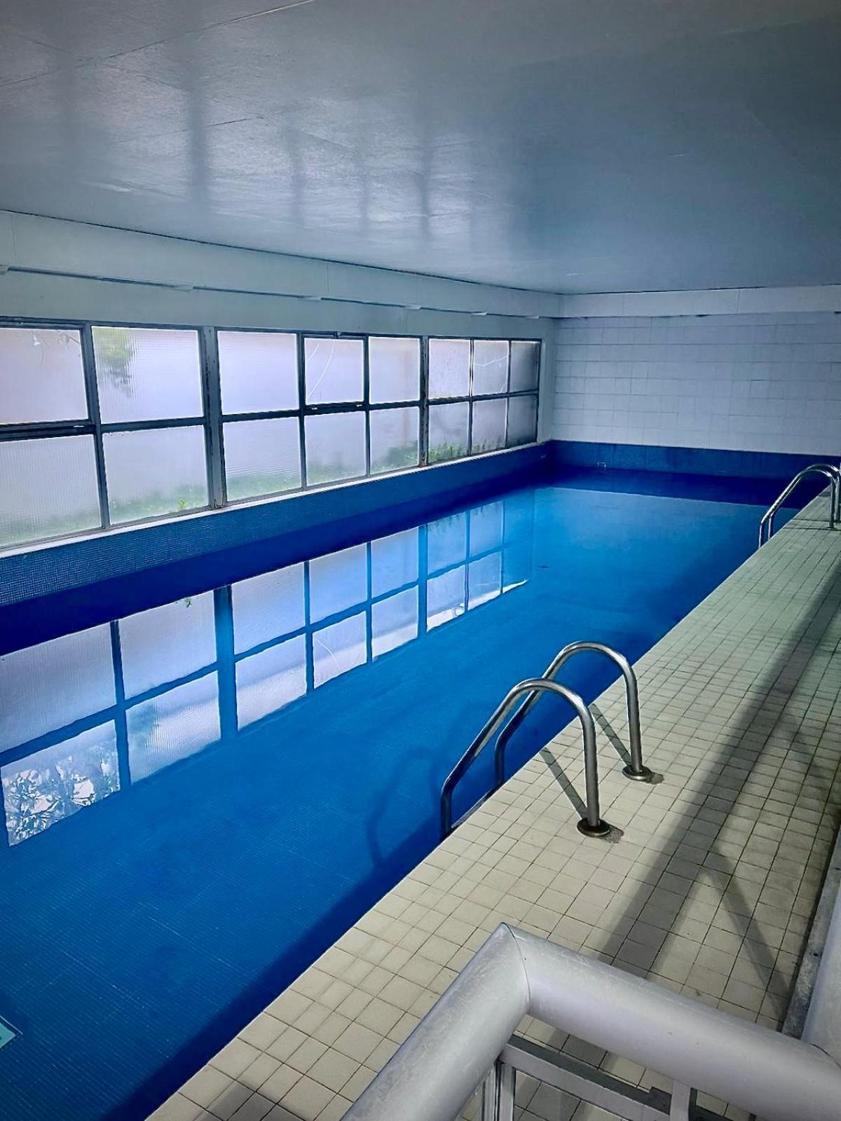 Appartement Avec Piscine Paris Exterior foto